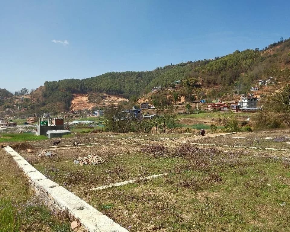 LAND ON SALE AT BISTACHAP